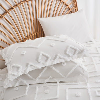 7-teiliges Boho Bettwäsche-Set Weiß - Weich & Warm Tufted Quilt -  Allround Solutions B&B