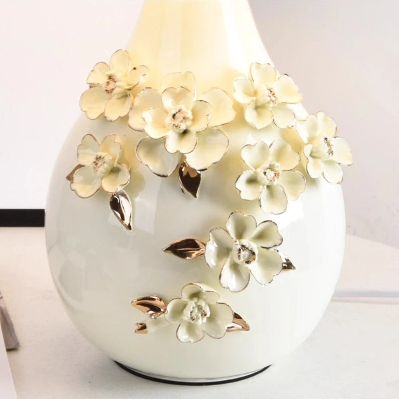 Keramik-Tischlampe Französisch – LED Stoffschirm für Wohnzimmer & Schlafzimmer -  Allround Solutions B&B